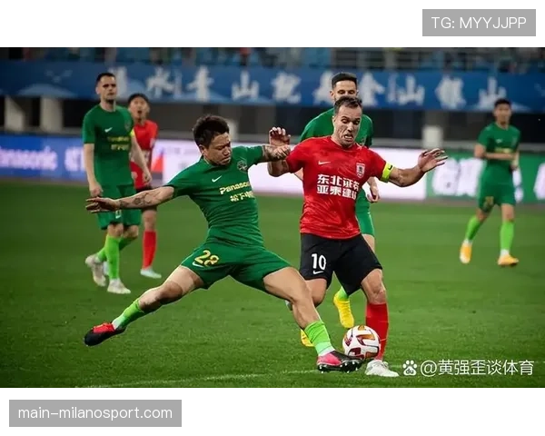 消息:浙江队客场2-0击败长春亚泰,弗兰克、莱昂纳多各入一球 消息:浙江队客场2-0击败长春亚泰,弗兰克、莱昂纳多各入一球